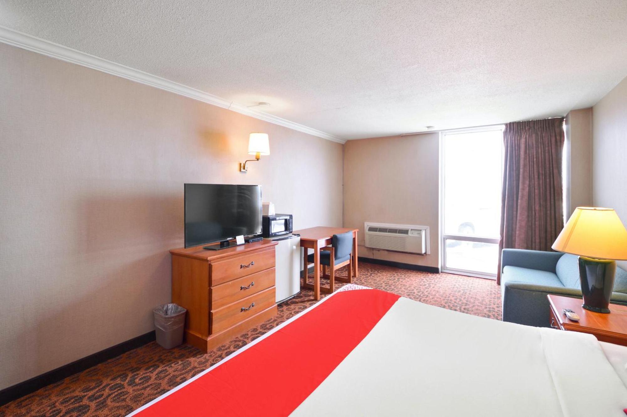 Oyo Ks Hwy 24 Hotel 2*