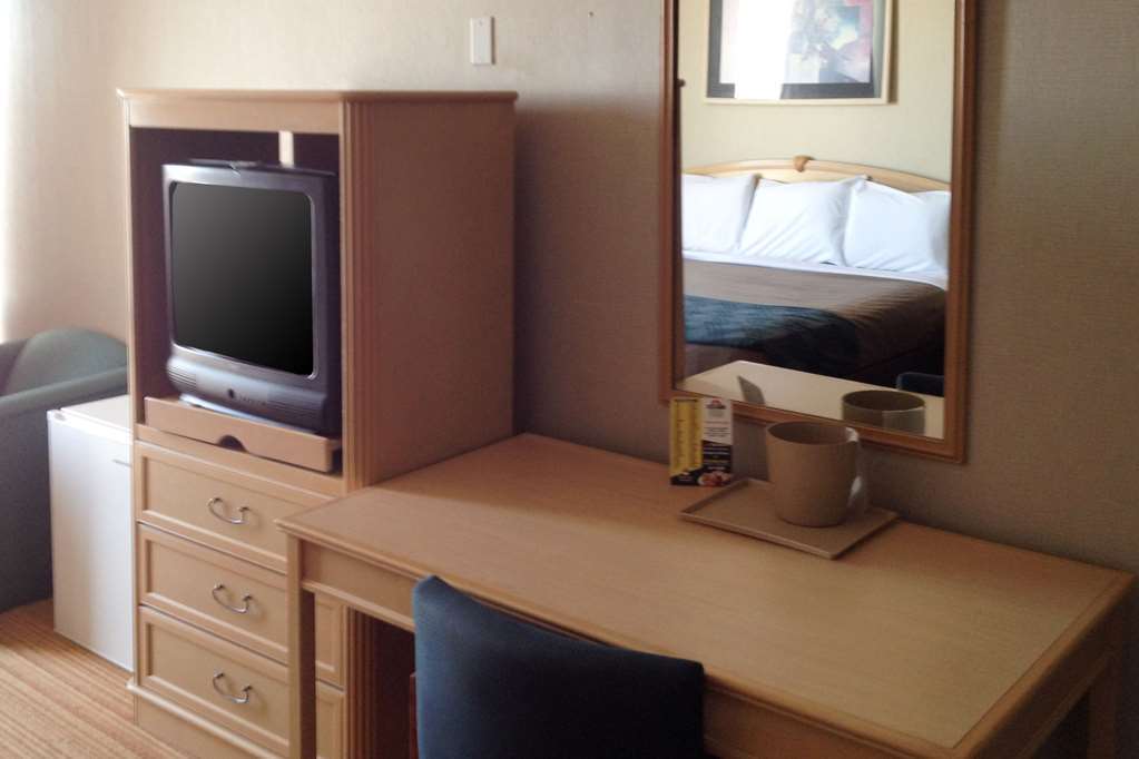 Oyo Ks Hwy 24 Hotel 2*